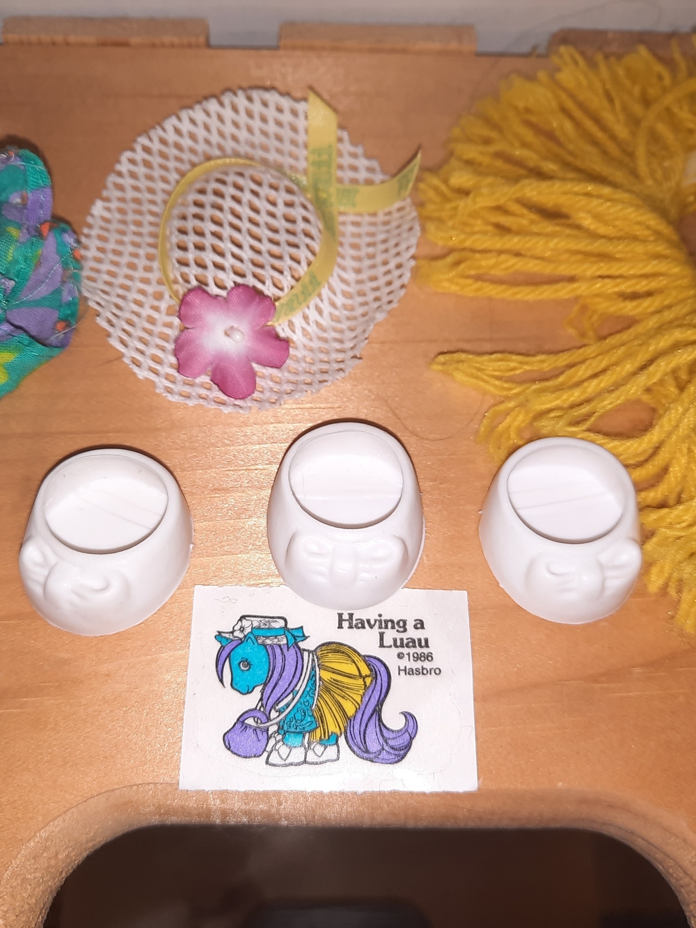 80s My Little Pony Having A Luau Day Outfit With Sticker